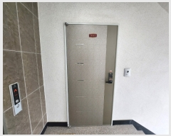  2023Ÿ68274  ȭ Ÿ η 235-17, ̵ 3301ȣ    ټ,