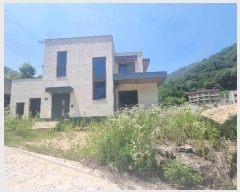  2023Ÿ83059   û ū 209-32      ð