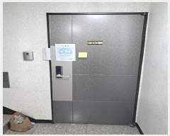  2024Ÿ136479   ȭ5ٱ 34-8, 2 201ȣ (׵, 縮ü)   ټ,