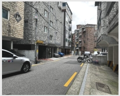  2024Ÿ��138215 ���� ������ ������18�� 121-10, ��4�� ��402ȣ (ȭ�, ����Ͽ�¡)   �ټ���,������