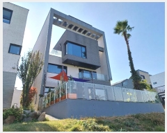  2024Ÿ569043 õ  û 9-10       ð