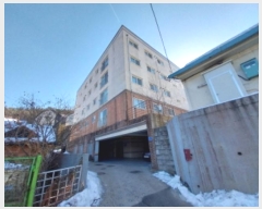  2024Ÿ��100335 ��� ���ν� ������ ��õ��373���� 31-2, 1�� 4��401ȣ (��õ��,�ְ��๰)   �ټ���,������