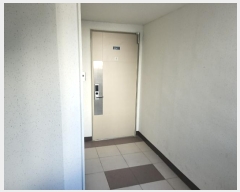  2024Ÿ100434  ν ﱸ õ 27, 2204ȣ (õ,Ʈũ105)    Ʈ