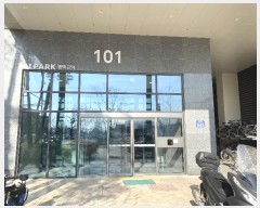  2024Ÿ55632  ý  945, 101 9909ȣ (絿,ðũ)    ǽڰ