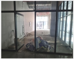  2024Ÿ��70451  �ٸ��󰡰��