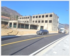  2024Ÿ120141 泲   307       (1)