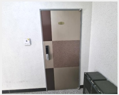  2024Ÿ103893 λ  1 378-18       (1)