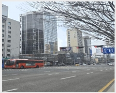  2025Ÿ��748  �ٸ��󰡰��