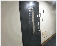  2025Ÿ��102733  ���ǽ��ڰ��