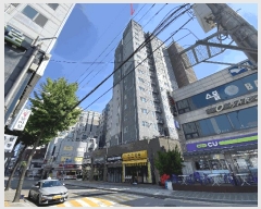  2025Ÿ9824   ȭ 935-15 ξƼ 9 906ȣ    ǽڰ