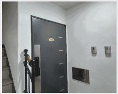  2025Ÿ��10999 ���� ������ ���߻굿 697-2 ���̾��Ͽ콺 ��3�� ��301ȣ    �ټ���,������