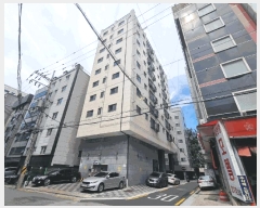  2025Ÿ��11853 ���� ������ ȭ� 24-76 ���÷��� ��4�� ��402ȣ    �ټ���,������