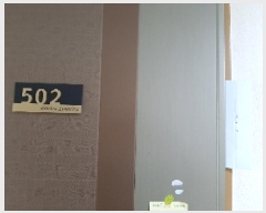  2025Ÿ��11120 ���� ������ ȭ� 935-15 �����ξ�Ƽ ��5�� ��502ȣ    ���ǽ��ڰ��