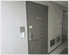  2025Ÿ��72708  ���ǽ��ڰ��