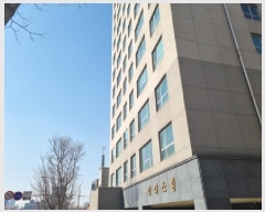  2025Ÿ��503712  ���ǽ��ڰ��