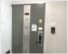  2025Ÿ��513588  ���ǽ��ڰ��