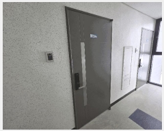  2025Ÿ32818    6878-7 ϶ũ 4 421ȣ    ǽڰ