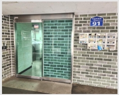  2025Ÿ��56165 ��� ȭ���� ��ź�� ���帮 811-12 ��������� 1�� 302ȣ   �ټ���,������