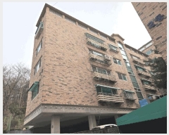  2025Ÿ��51759 ��� ���ֽ� ������ 78-24 4�� 402ȣ     �ټ���,������