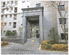  2025Ÿ��52035 ��� û�ֽ� û���� ��â�� ��û�� 810-2 ��â�Ե�ĳ�������̽�Ʈ 105�� 7��703ȣ  ����Ʈ���