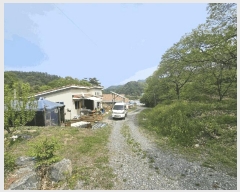  2025Ÿ100  õ   719      ð