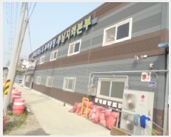  2025Ÿ��393 �泲 �ο��� �Ծϸ� �ݻ긮 262      ������