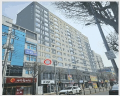  2025Ÿ��817  ���ǽ��ڰ��