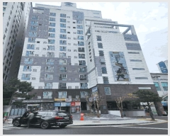  2025Ÿ��4911  ���ǽ��ڰ��