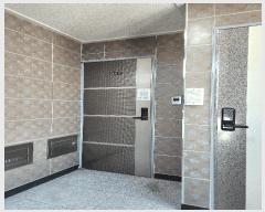  2025Ÿ��30765 �泲 ���ֽ� ��� 474-37 �Ƹ��ǿ��� 4��401ȣ     ����Ʈ���