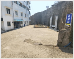  2025Ÿ220 泲  θ е 275-9      (1)