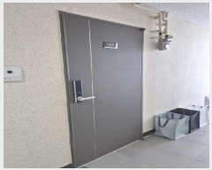  2025Ÿ��33080  ���ǽ��ڰ��