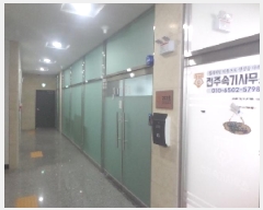  2025Ÿ��686  �ٸ��󰡰��