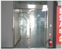  2025Ÿ��8043  ���ǽ��ڰ��