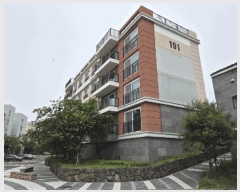  2025Ÿ��1408 ���� ���ֽ� �Ѱ�� û���� 2680-2 ���ֿ����ġ�ö�101�� 3��302ȣ    �ټ���,������