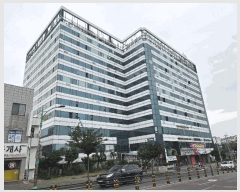  2025Ÿ��8136  ���ǽ��ڰ��