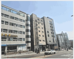  2025Ÿ��62579 ��� ���ֽ� �߾ӷ� 218, 3��4��5��ȣ (���̵�, â�����ں�)    �ٰ������ð��