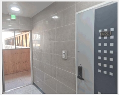  2025Ÿ��62579 ��� ���ֽ� �߾ӷ� 218, 3��4��5��ȣ (���̵�, â�����ں�)    �ٰ������ð��