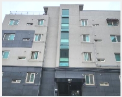  2025Ÿ��63316 ��� ���ֽ� �ߴ絿 61-1 101�� 2��202ȣ     �ټ���,������