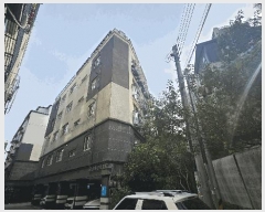  2025Ÿ��64368 ��� ���ֽ� ���̵� 505-1 �����Ͽ콺 102�� 3��301ȣ    �ټ���,������