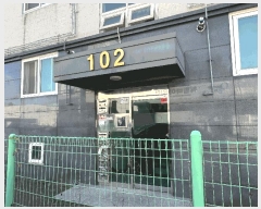  2025Ÿ��64404 ��� ���ֽ� �ߴ絿 421-4 �����̽� 102�� 2��202ȣ    �ټ���,������