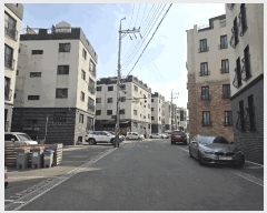  2025Ÿ��62687 ��� ���ֽ� �ߴ絿 243-41 ���� 105�� 4��402ȣ    �ټ���,������