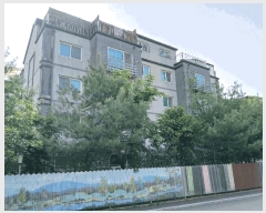  2025Ÿ��62985 ��� ���ֽ� �ߴ絿 151-11 7�� 1��102ȣ     �ټ���,������