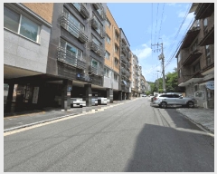  2025Ÿ��52461 ��� �Ȼ�� ��ϱ� �絿 1350-12 ��ũ������ 2��202ȣ    �ټ���,������