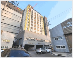  2025Ÿ��51974  ���ǽ��ڰ��