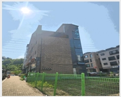  2025Ÿ52329   4 33       ܵ,ð