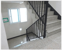  2025Ÿ��101128 ��� �Ⱦ�� ���ȱ� ȣ�赿 896-7 �����÷��̽� 10�����̵�1001ȣ    ���ǽ��ڰ��