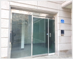  2025Ÿ��959 ��� �����ֽ� ȭ���� ��� 135-20 ŷ�������� ������ 3��302ȣ   �ټ���,������