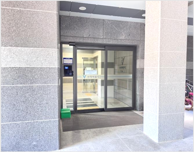 »çÁø8¹øÂ° | 2024Ÿ°æ63461 | °æ±âµµ ½ÃÈï½Ã ¹è°ðµ¿ 245 ÇѶóºñ¹ßµðÄ·ÆÛ½º2Â÷ ¾ÆÆÄÆ®°æ¸Å