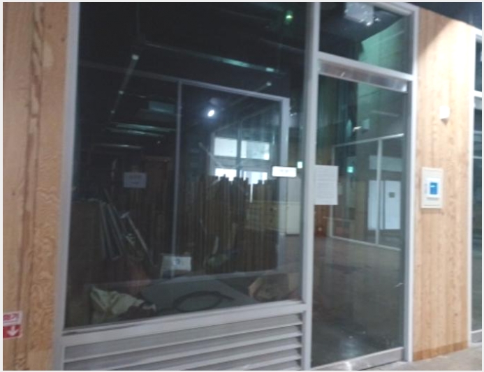 �ٸ��� 9-����Ȧ�� ���͵� 401-58-�ٸ���