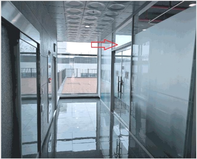 �ٸ��� 4-����� ���յ� 2703-�ٸ���